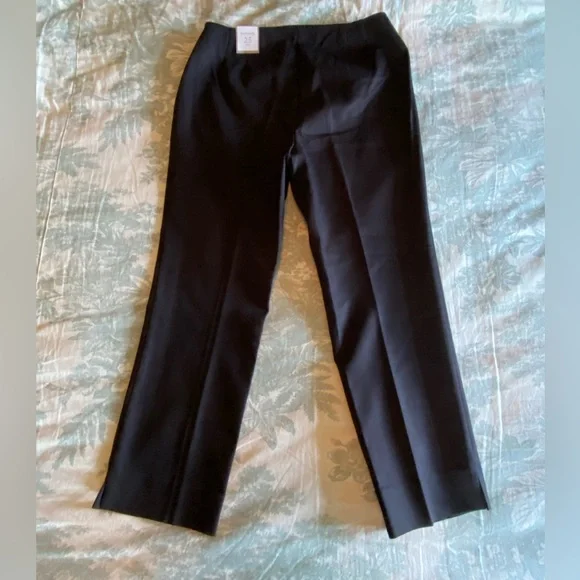 NWT Chico’s Ultimate Fit Ankle Black Pants - Picture 7 of 10